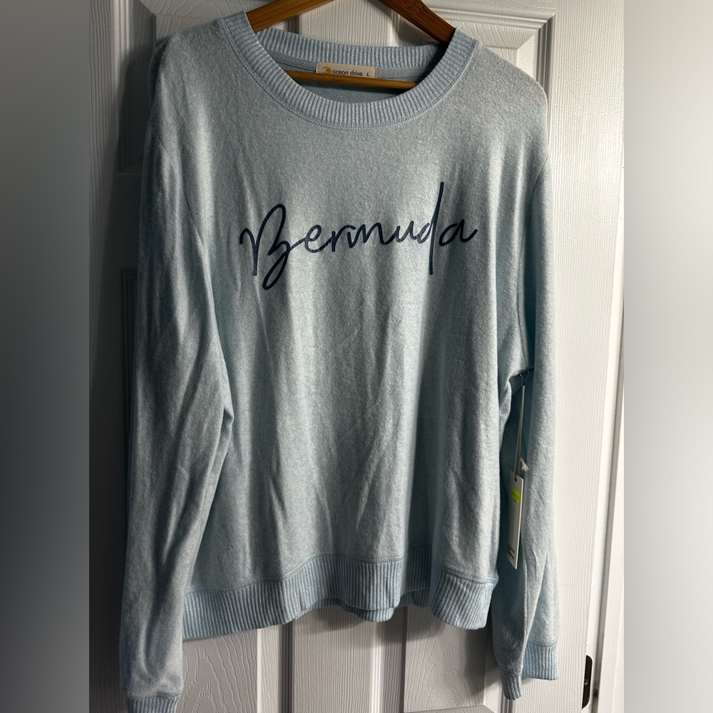 Bermuda soft sweatshirt size L